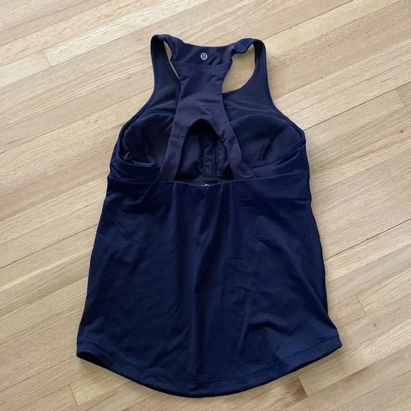 Lululemon Tank EUC - Picture 2 of 5